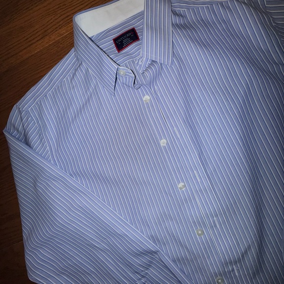 UNTUCKit Men's Light Blue Pinstripe Long sleeve Dress Shirt - Picture 2 of 5